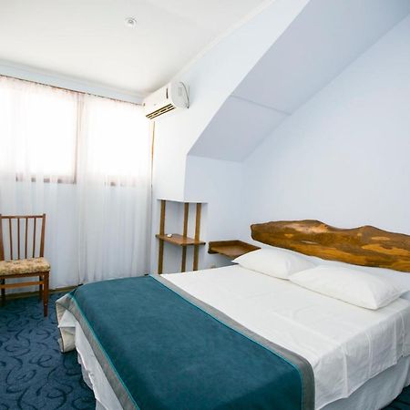 גגרה Guest House Lavr מראה חיצוני תמונה