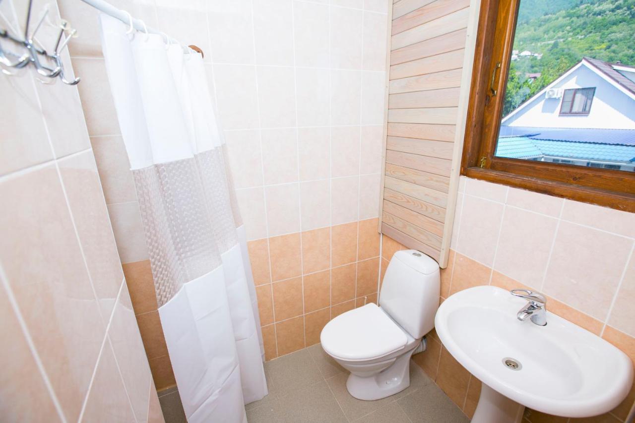 גגרה Guest House Lavr מראה חיצוני תמונה