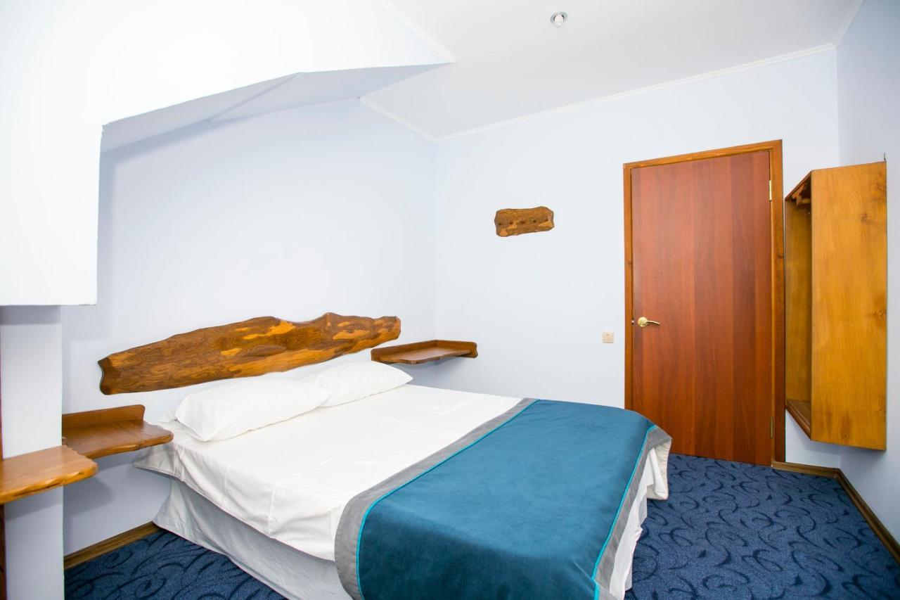 גגרה Guest House Lavr מראה חיצוני תמונה