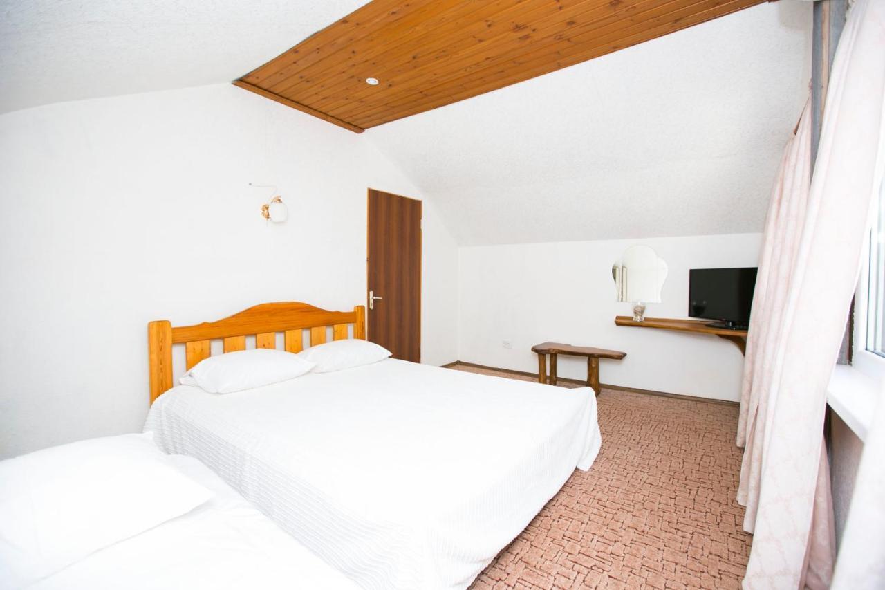גגרה Guest House Lavr מראה חיצוני תמונה