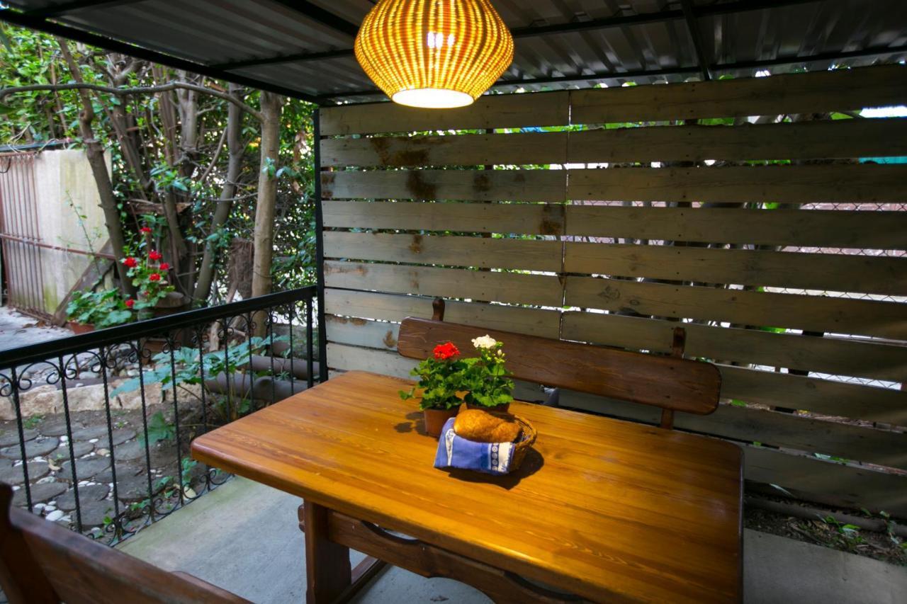 גגרה Guest House Lavr מראה חיצוני תמונה